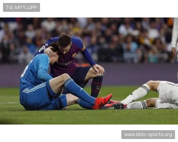 阿森纳女足晒图庆晋级欧冠四强22517名热情球迷现场齐声相挺